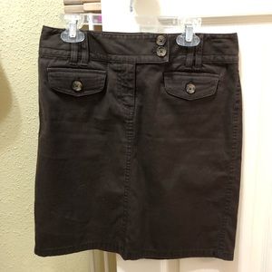 Cute ladies brown mini skirt.